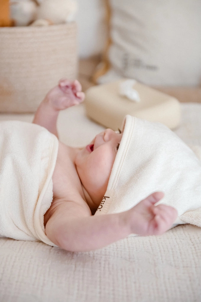 Kiin Bamboo Hooded Towel - Peony