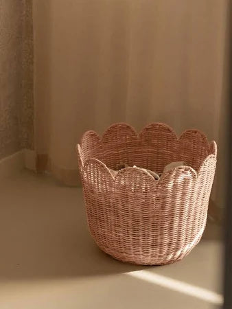 Rattan Tulip Basket - Seashell Pink