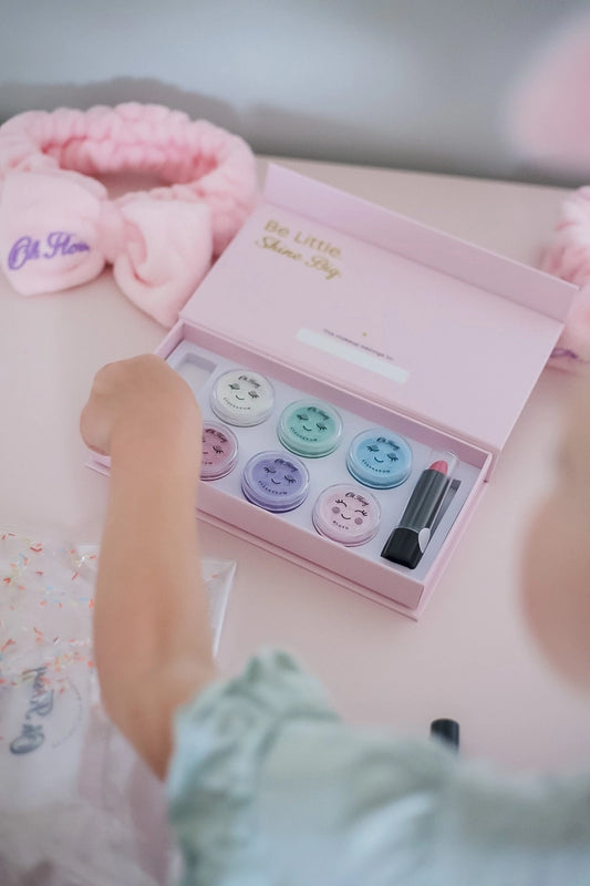 Oh Flossy Sweet Treat Makeup Set