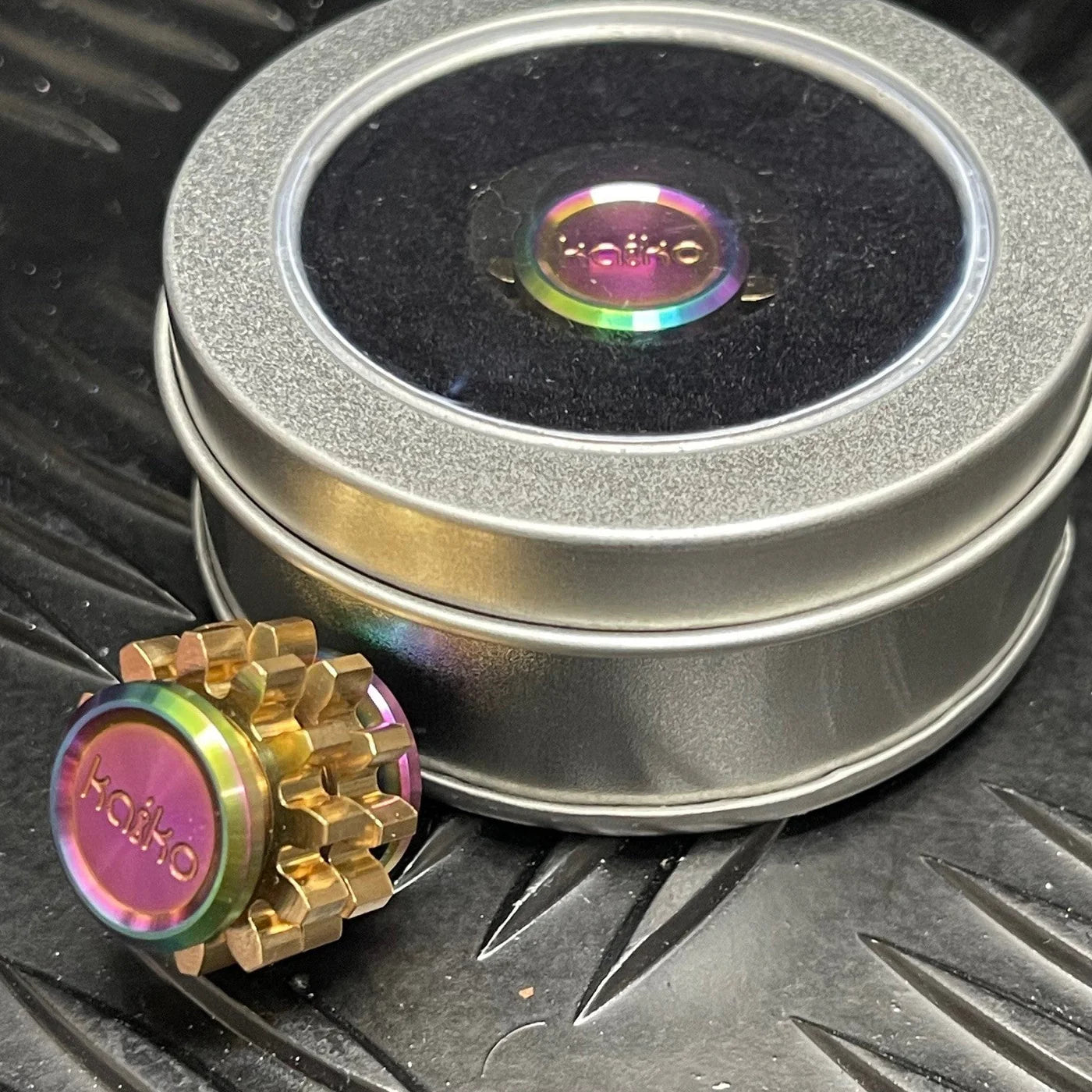 Double cog 24g by Kaiko - Oil Slick