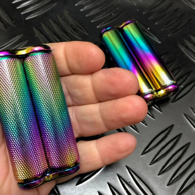 Mini Hand Roller in black carry case - textured 145 gram