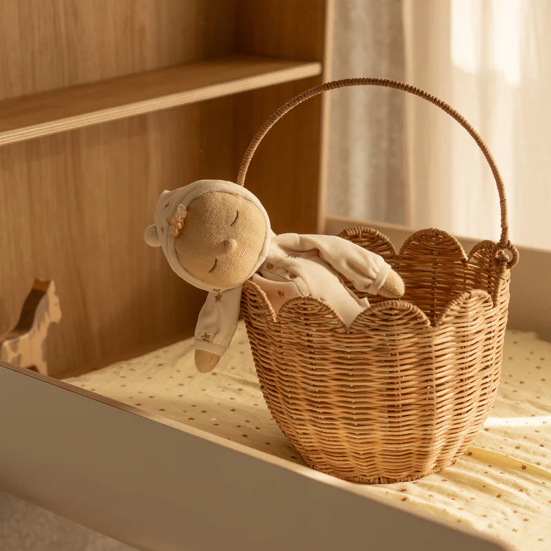 Rattan Tulip Carry Basket – Natural