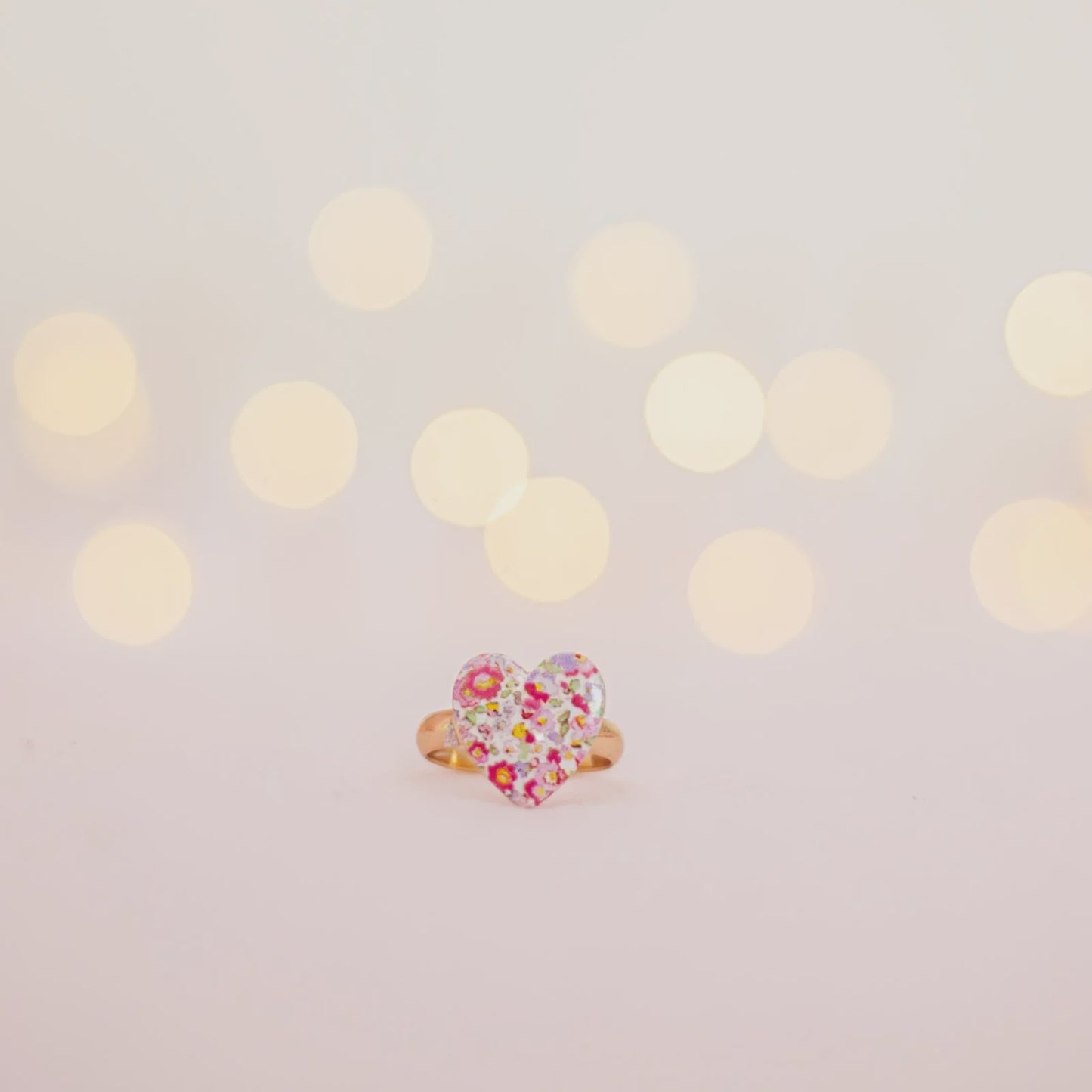 Petite Fleur Heart Ring